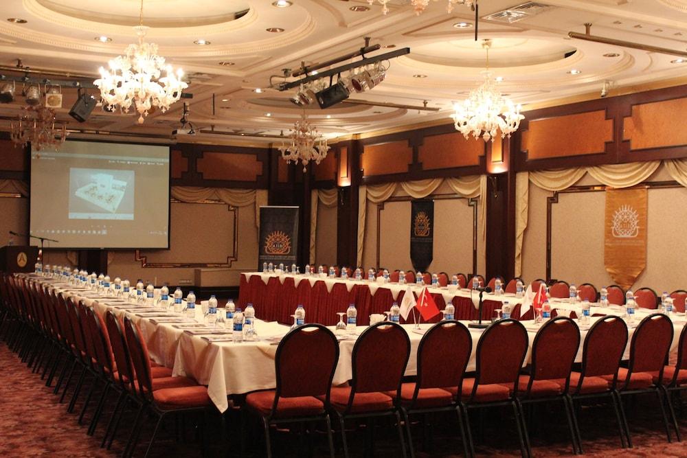 Hotel 2000 Kavaklidere Ankara Extérieur photo